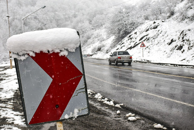 زیبایی های زمستانی گردنه کوهستانی حیران