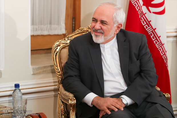 FM Zarif meets Syrian Parliament Speaker Sabbagh 