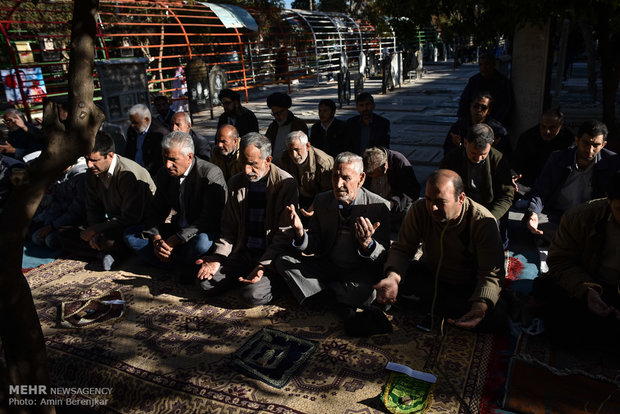 اقامه نماز طلب باران در شیراز