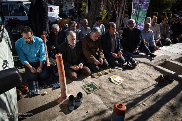 اقامه نماز طلب باران در شیراز