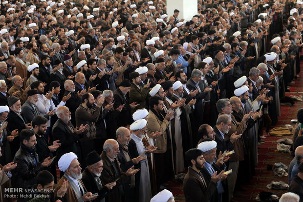 اقامه نماز باران در قم‎