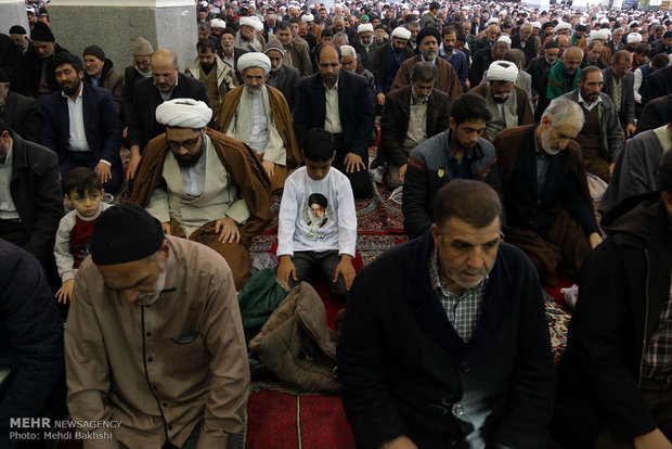 اقامه نماز باران در قم‎