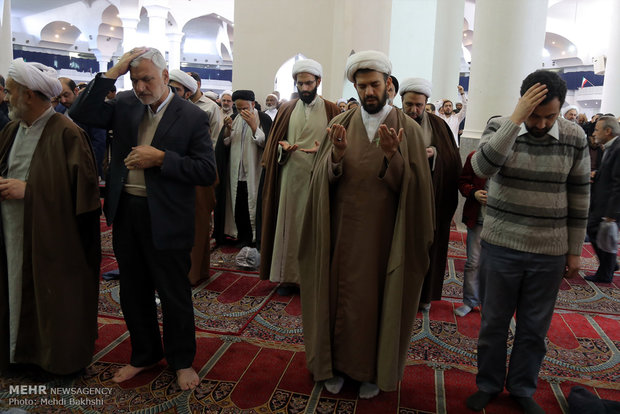 اقامه نماز باران در قم‎