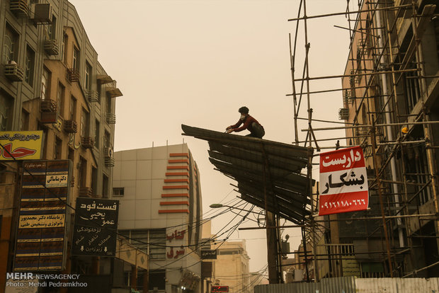 گرد و خاک در اهواز