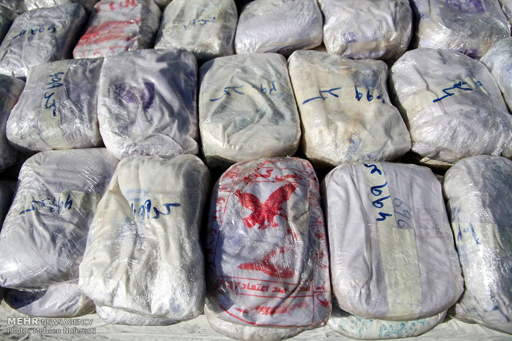 کشف بیش از ۲۹۰ کیلو مواد مخدر در عملیات مشترک قم و البرز