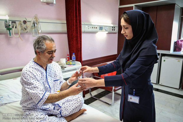 فرشته های فداکار‎ / روز پرستار