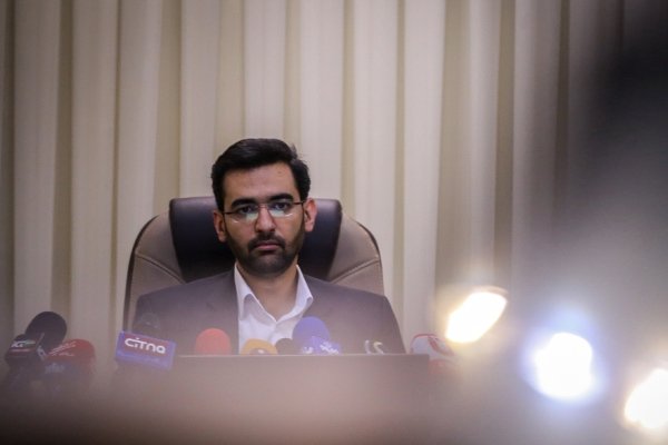 نخستین نشست خبری آنلاین وزیر ارتباطات با تاخیر برگزار می شود