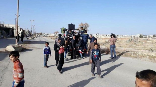 10k displaced people return to their hometown of al-Bowedha in Damascus 