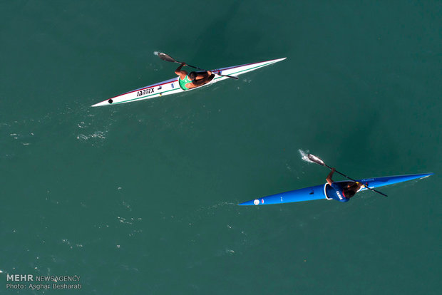 İranlı kayakçılar Asya Olimpiyatları'na hazırlanıyor