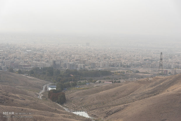 Hava kirliliği okulları kapattı