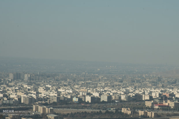 Hava kirliliği okulları kapattı