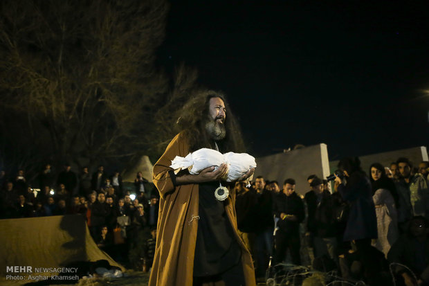 Street performances of Fajr Theater Festival