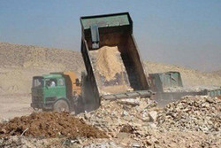 مرکزجمع آوری و دفن نخاله های ساختمانی در بوئین زهرا راه اندازی شد