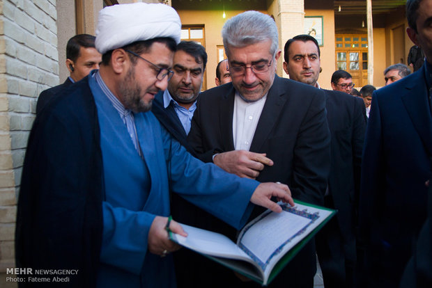 سفر وزیر نیرو به اراک