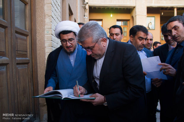 سفر وزیر نیرو به اراک