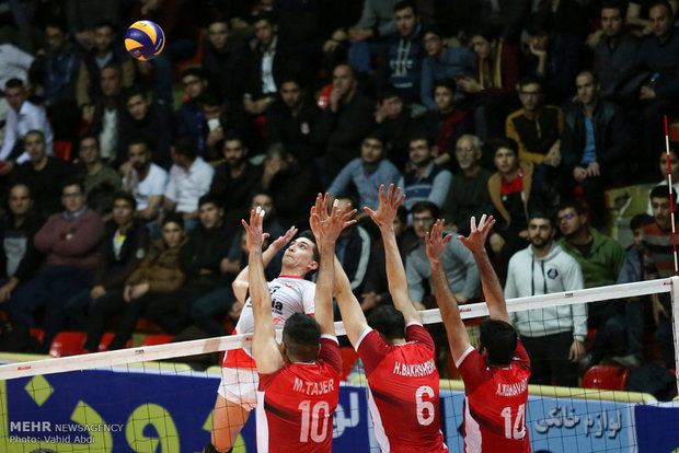 İran Erkekler Voleybol Ligi'nden kareler