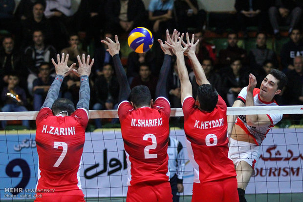 İran Erkekler Voleybol Ligi'nden kareler