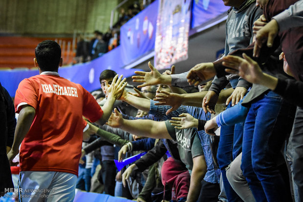 İran basketbolunun kritik maçından kareler