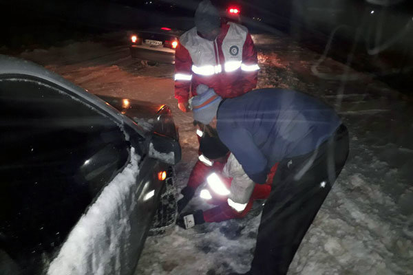 امداد رسانی به ۲۴هزار هموطن گرفتار در برف و کولاک