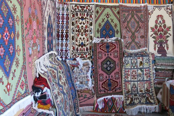 هنرمندان صنایع‌دستی تهران با ۱۶ اثر نشان مرغوبیت کالا گرفتند