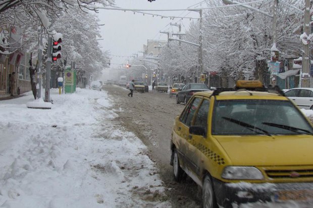 تاکسی - برف - کراپ‌شده