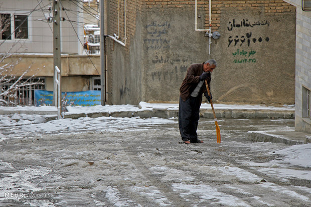 بارش برف در سنندج