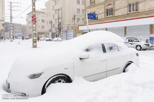 بارش برف و یخبندان در شهریار