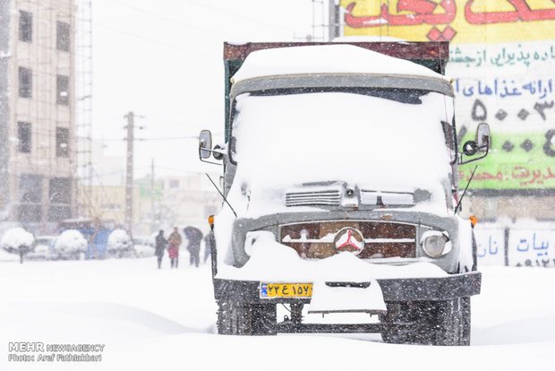 Heavy snow brings joy and headache to Shahriar