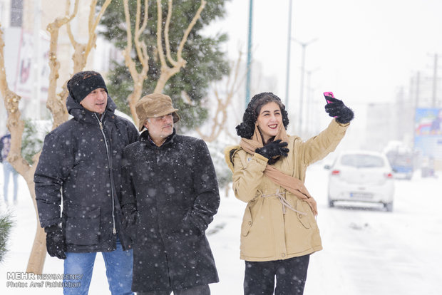 الثلوج بمدينة "شهريار" غربي محافظة طهران