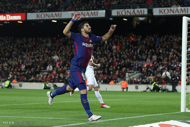 دیدار تیم های فوتبال بارسلونا و آلاوز