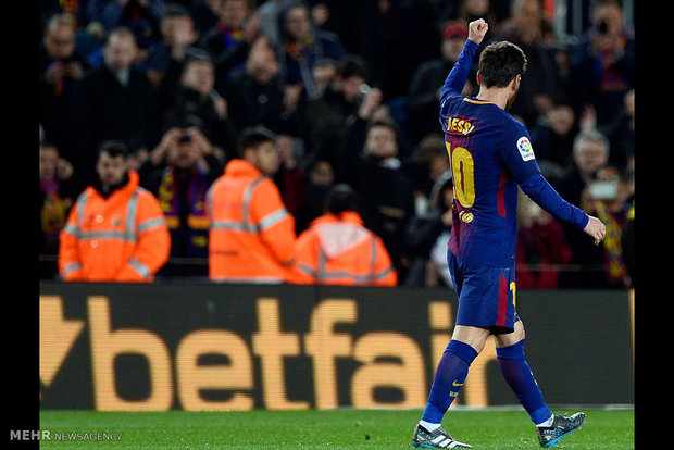 دیدار تیم های فوتبال بارسلونا و آلاوز