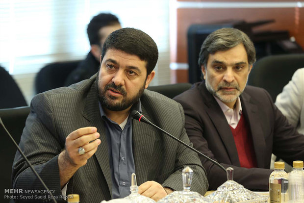 نشست مشترک رئیس بنیاد شهید و امور ایثارگران با  وزیر بهداشت