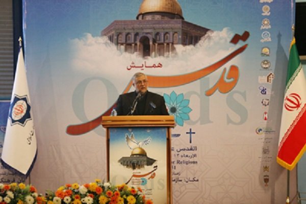 کسانی که بیشتر دم از صلح می‌زنند بیشتر صلح را زیرپا می‌گذارند