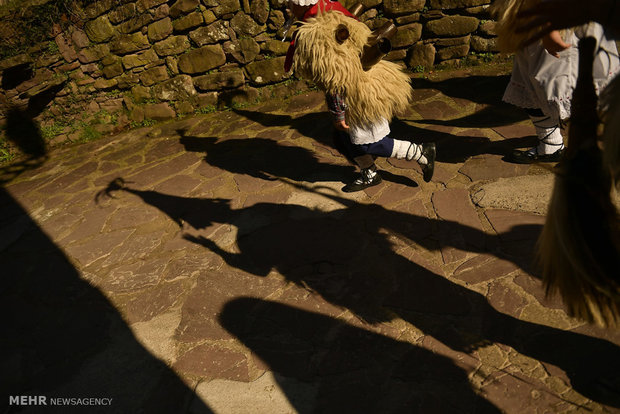 کارناوال ایتورن در شمال اسپانیا‎