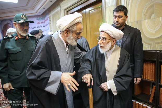 مراسم چهلم آیت الله حائری شیرازی