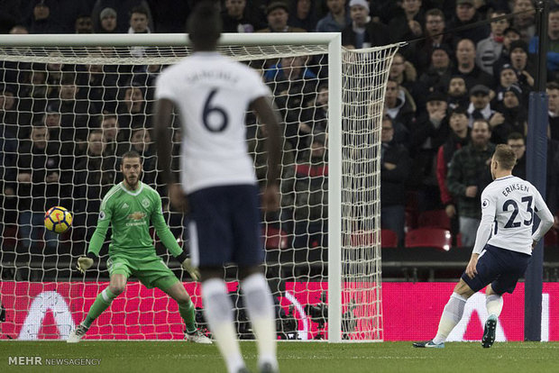 دیدار تیم های فوتبال تاتنهام و منچستریونایتد‎