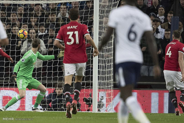 دیدار تیم های فوتبال تاتنهام و منچستریونایتد‎