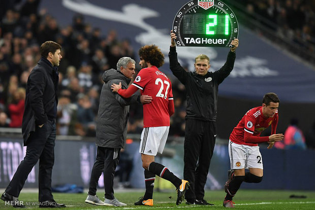 دیدار تیم های فوتبال تاتنهام و منچستریونایتد‎