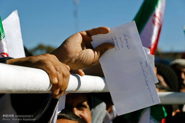 Ruhani'nin Kirman ziyaretinden kareler