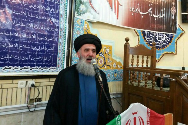 رئیس سازمان عقیدتی سیاسی وزارت دفاع: امروز حفظ وحدت بر همگان واجب است