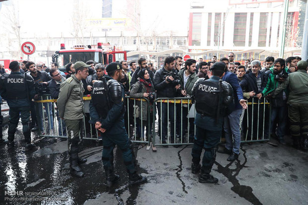 Tahran'daki yangın bitmek bilmiyor