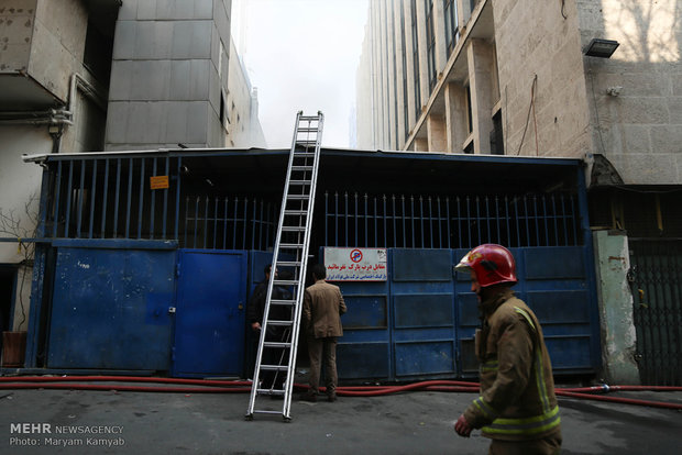 آتش سوزی ساختمان برق حرارتی وزارت نیرو