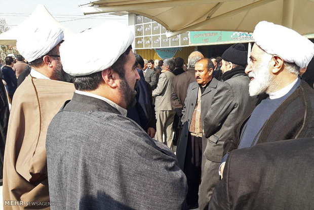 مراسم تشييع پیکر ابوی حجت الاسلام روحانی نژاد 