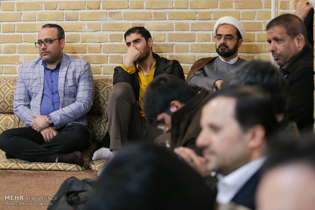 دیدار خبرنگاران قمی با حجت الاسلام سید علی خمینی‎