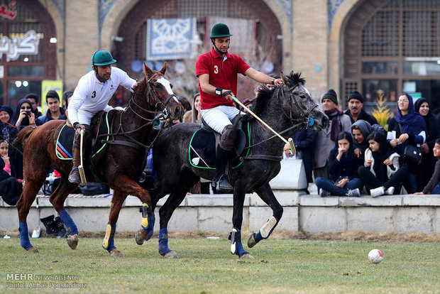  مسابقات عرض الخيول في اصفهان 