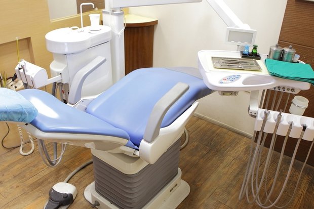 یک مجتمع درمانگاهی و دندانپزشکی فوق تخصصی در شیراز بهره برداری شد