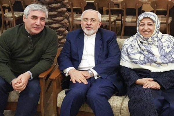 'Damascus Time' fills Zarif's eyes with tears