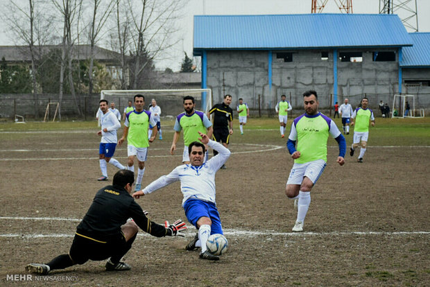 دیدار دوستانه تیم های فوتبال پیشکسوتان ملوان انزلی و صداقت آستارا