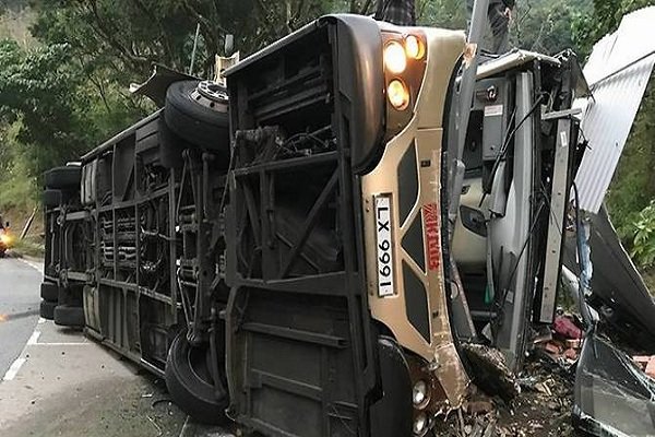 جزئیات واژگونی اتوبوس حامل اتباع هندوستان اعلام شد
