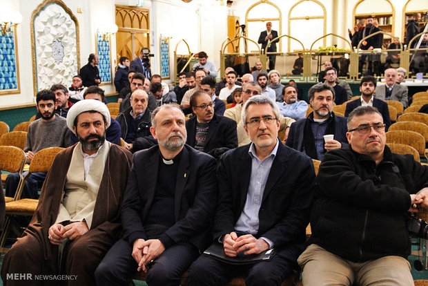 Islamic Revolution victory anniv. marked at Islamic Center of England